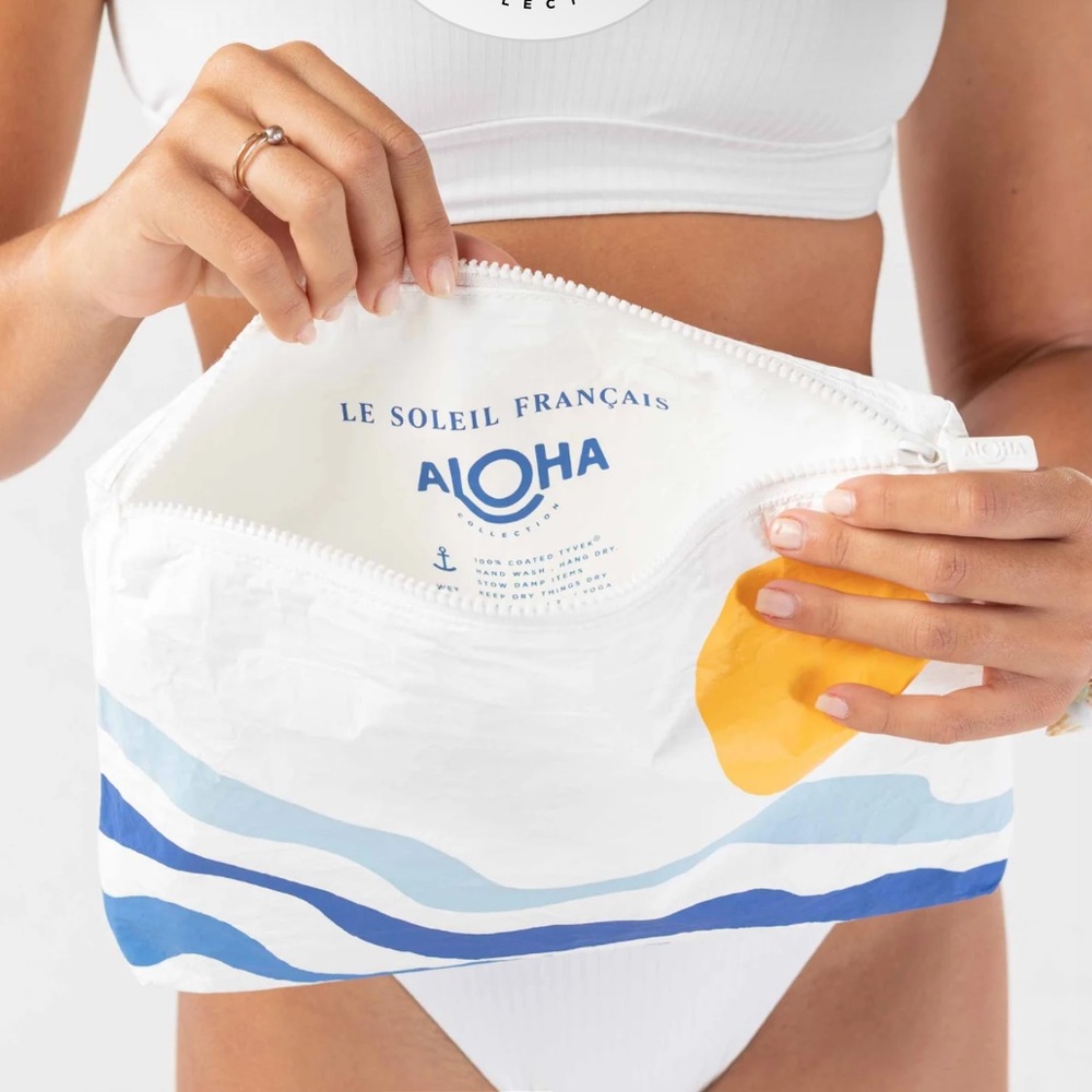 Aloha Collection Mid Pouch - Picture 4 of 9